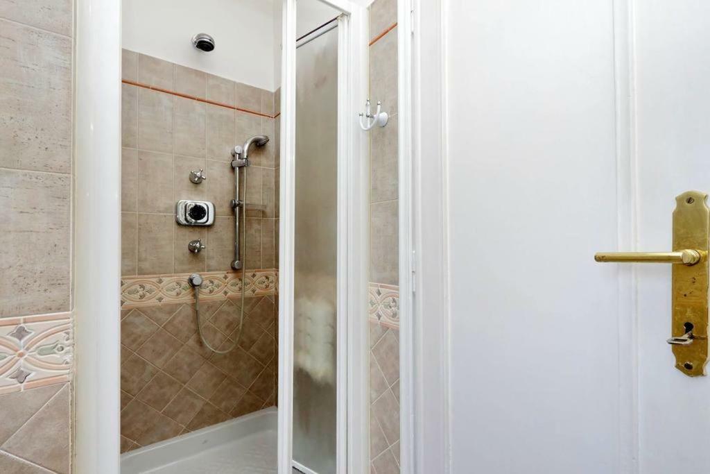 Rainbow Eur Apartment Rome Exterior photo